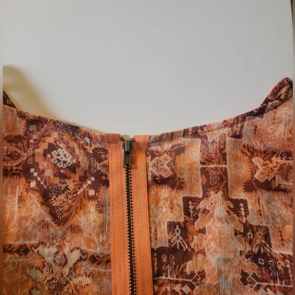 Bohemian Patterned Tops - Picture 3 of 7